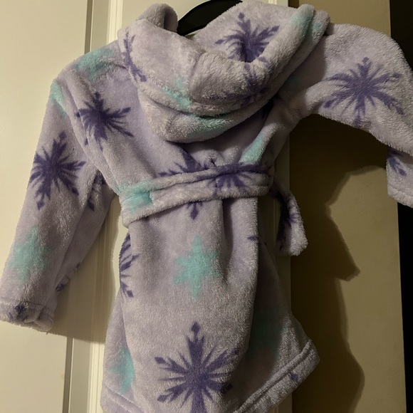 FROZEN robe for toddler - 2T - Picture 2 of 3
